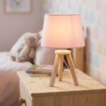 Lámpara infantil de sobremesa 3 patas rosa