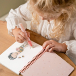 Libro mágico para colorear Rosa & Friends - Imagen 3