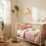 Lámpara infantil colgante de bambú con pompones - Imagen 2