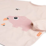 Babero con bolsillo y mangas Tiny Farm rosa - Imagen 5