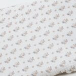 Set de Sábana bajera ajustable para capazo + muselina Botton Flores - Imagen 5