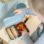 Caja de almuerzo con separador Tiny farm Azul - Imagen 6