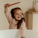 Juego de pesca para el baño rosa - Imagen 2