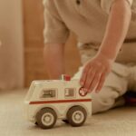 Ambulancia de madera - Imagen 3