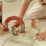Caja de juego con pista de carreras - Imagen 6