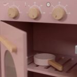 Cocina de madera rosa - Imagen 5