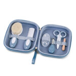 Set de Cuidado e Higiene Infantil Dusty blue de Saro - Imagen 3