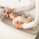 Cambiador con medidor para bebe Eva Taupe - Imagen 2