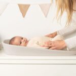 Cambiador con medidor para bebe Eva Taupe - Imagen 3