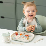 Plato infantil con compartimentos Celebration sand - Imagen 5