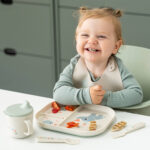 Plato infantil con compartimentos Celebration sand - Imagen 4