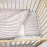 Edredón+bajera+almohada cuna 120x60cm Praliné Vichy/rayas moka - Imagen 5