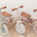Triciclo 4 en 1 con barra blanco flores - Imagen 17