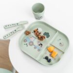 Vajilla infantil con ventosa Tiny Farm verde - Imagen 5