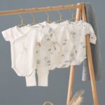 Conjunto de jubón y polaina 1-3 meses Tanzania - Imagen 2