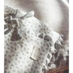 Arrullo Manta de Bebé Little Bloom Flor Gris TOG 2.5 - Imagen 9