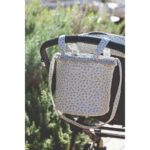 Bolsa Bucket Little Bloom Flor Gris - Imagen 4