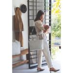 Bolso Crossbody Piel Little Bloom Flor Gris - Imagen 7