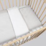 Edredón con sábana bajera y Almohada Little Bloom Vichy Gris para cuna - Imagen 5