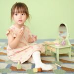 Tocador infantil Vintage de Madera - Imagen 3