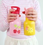 Botella Infantil de Acero Inoxidable Mini Cerezas - A Little Lovely Company - Imagen 3