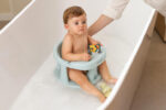Asiento de Baño Abatible y Giratorio Blue Olmitos - Imagen 3