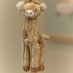 Llavero jirafa safafri friends-Little Dutch - Imagen 4