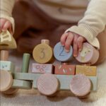 Tren de madera apilable safafri friends-Little Dutch - Imagen 2