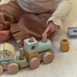 Tren de madera apilable safafri friends-Little Dutch - Imagen 3