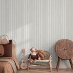 Papel pintado infantil gris topo con rayas blancas - Imagen 2