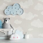 Papel pintado infantil nubes gris topo - Imagen 2